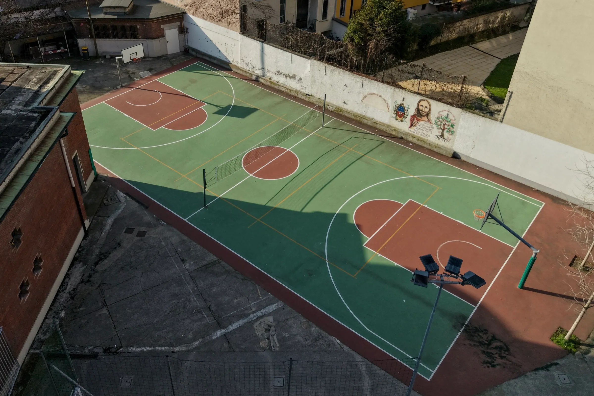 Regulation-size basketball court at the student residence in Città Studi seen from above